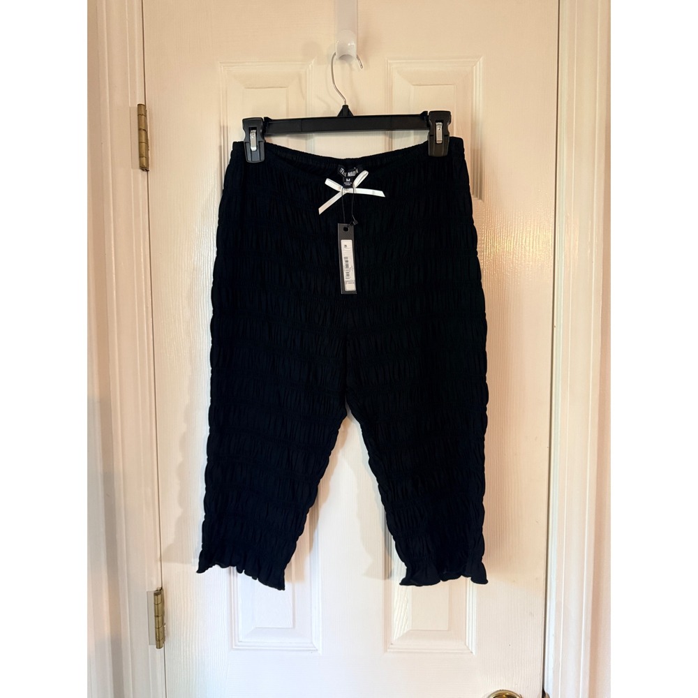 Steve Madden Misty Smocked Capri Pants Black Ruffle Hem Bow MP203559 Size M